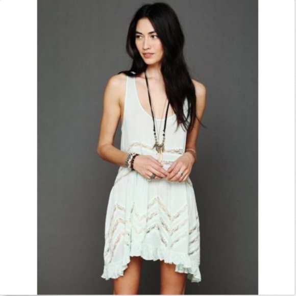 Free People Dresses & Skirts - Intimately Free People White Pink Cream Lace Slip
